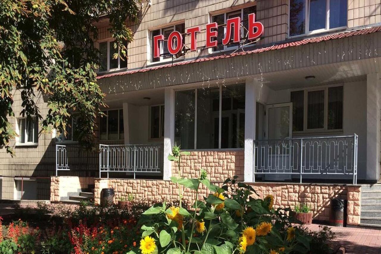 Hotel Kozatsky On Antonova Kiew Exterior foto